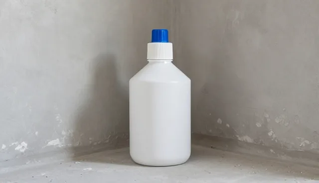 水性涂料助剂在建筑与工业领域的应用探索